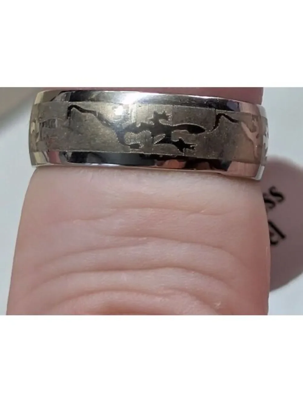 New Stainless Steel Ring Size 5 Lizard Pattern Silver Finish Durable Band Wide